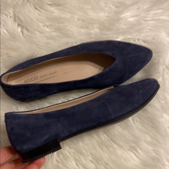 Ecco Shoes - Ecco Blue Suede Flats Sleek Minimalist Design size US 6 BNWOT see photos